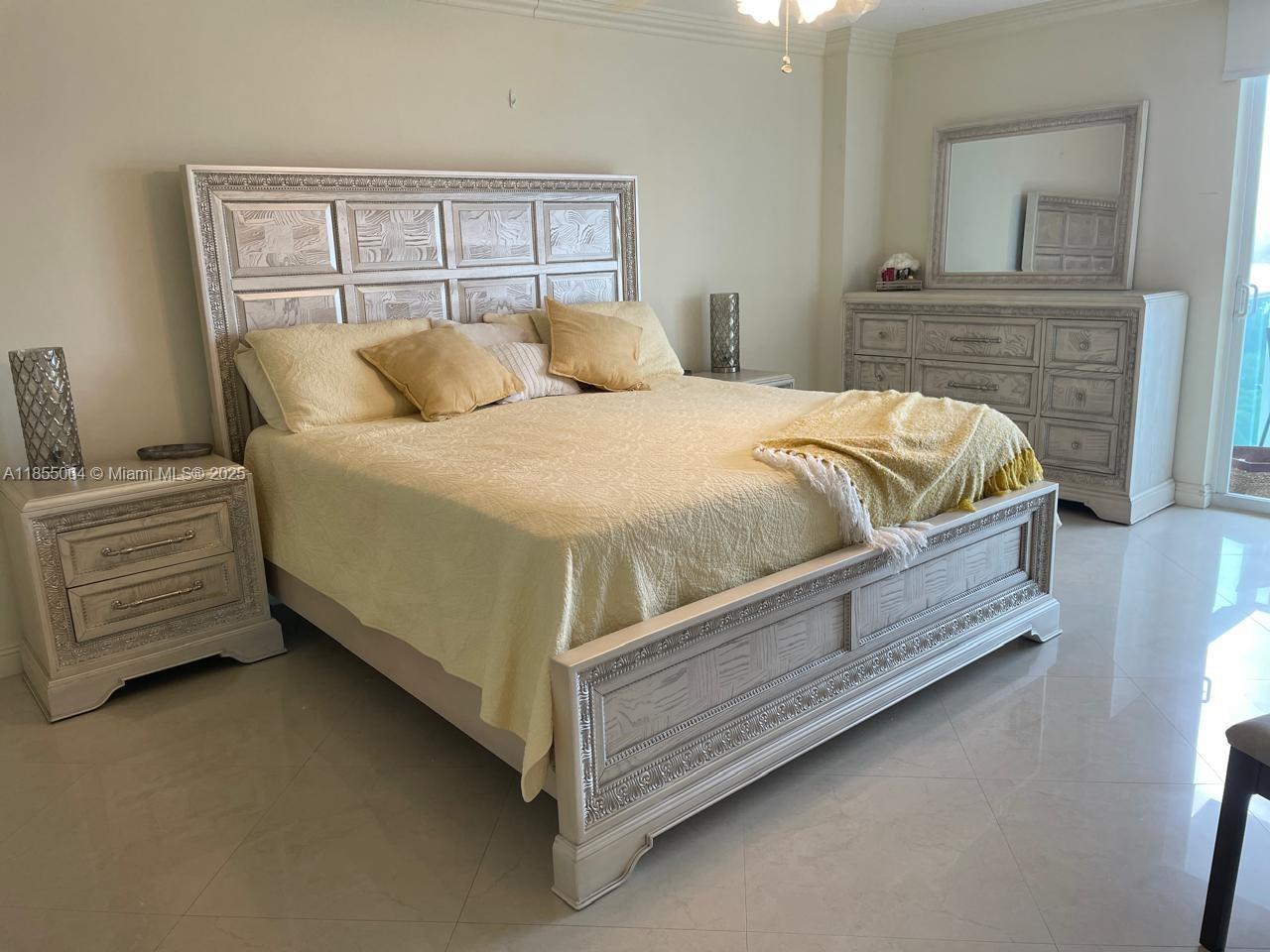 Ver detalles 917 2 / 2 1521 sq. ft. $ 2025-08-07 0 foto