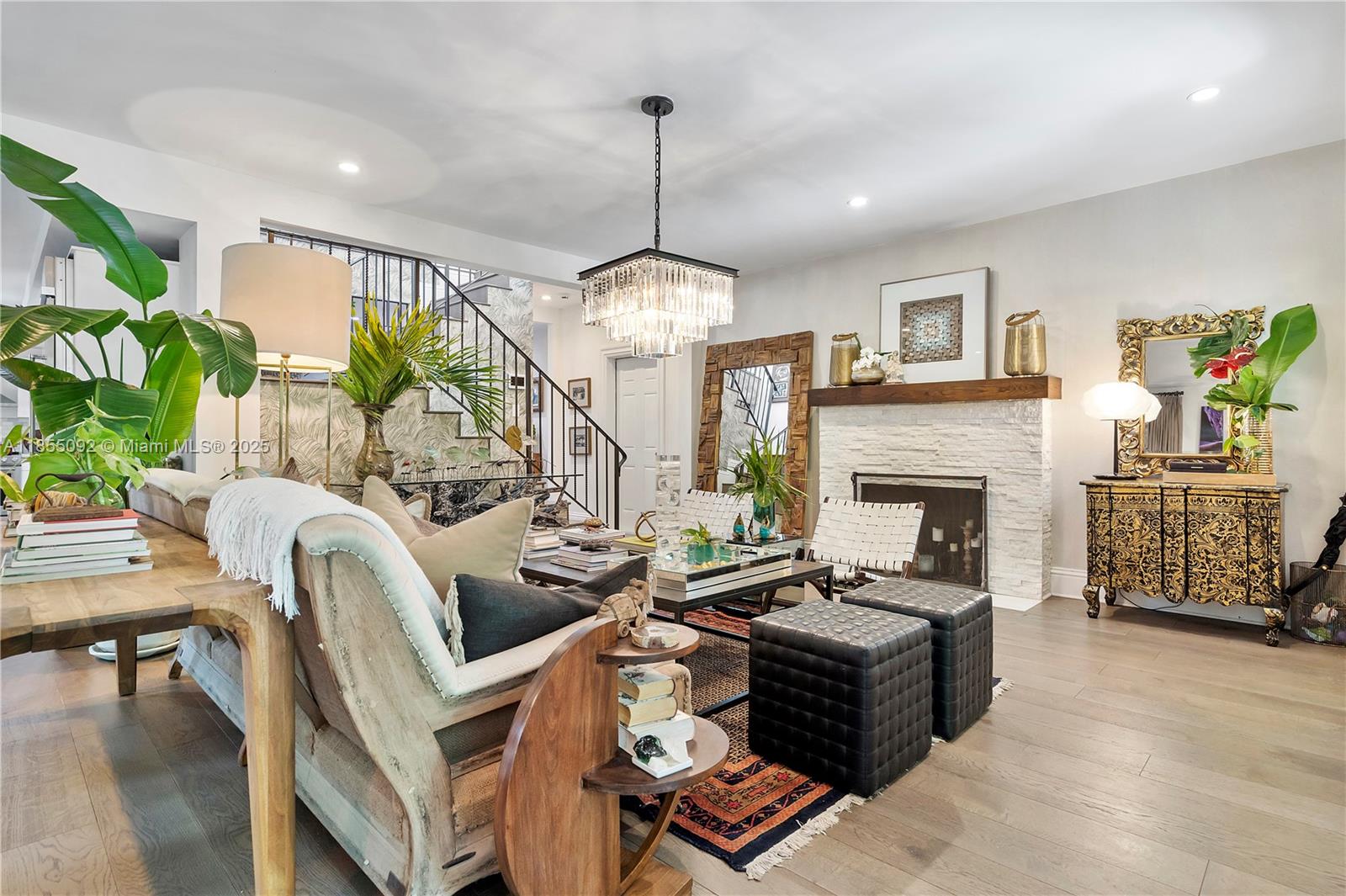 See details / sq. ft. $ 2025-08-08 0 Photo