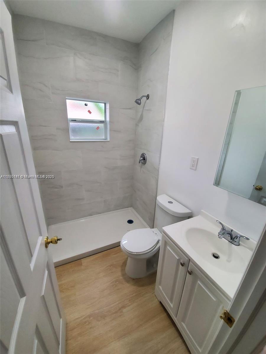See details / 1512 sq. ft. $ 2025-08-08 0 Photo