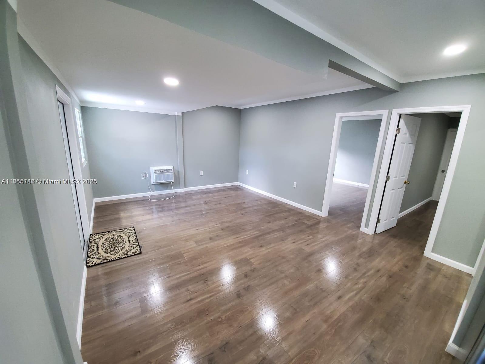 See details / 1512 sq. ft. $ 2025-08-08 0 Photo