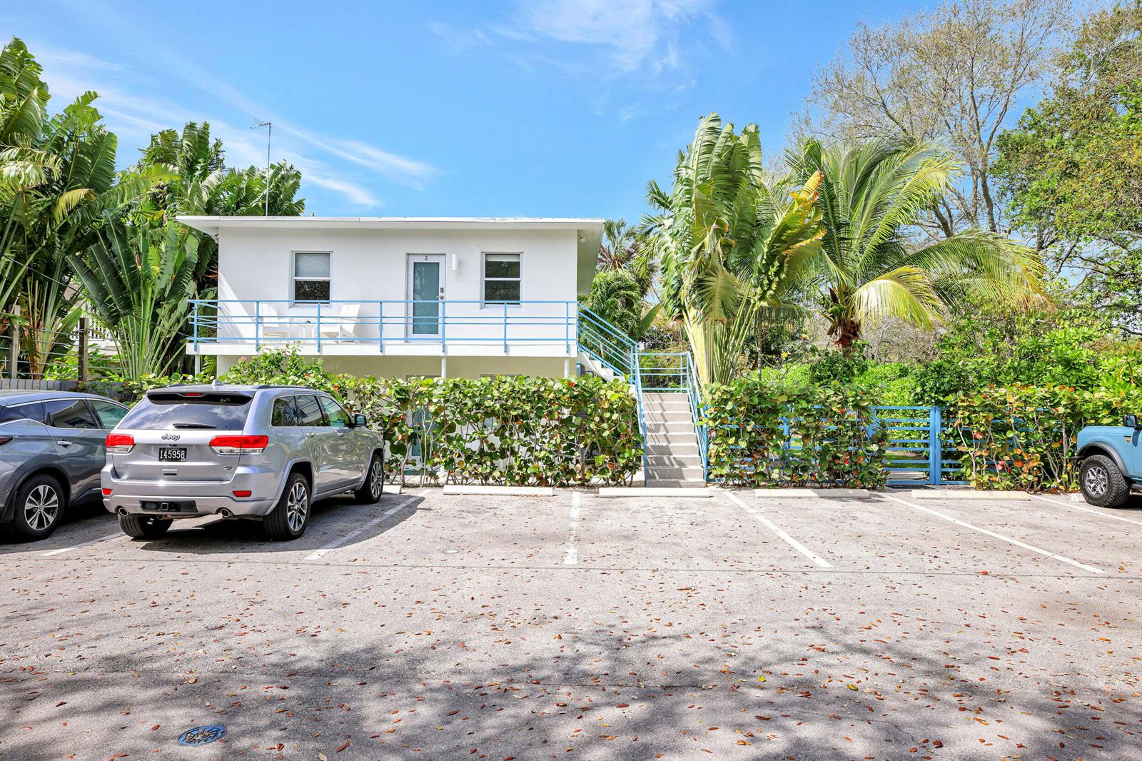   / 2 3789 sq. ft. $ 2026-06-15 0 foto