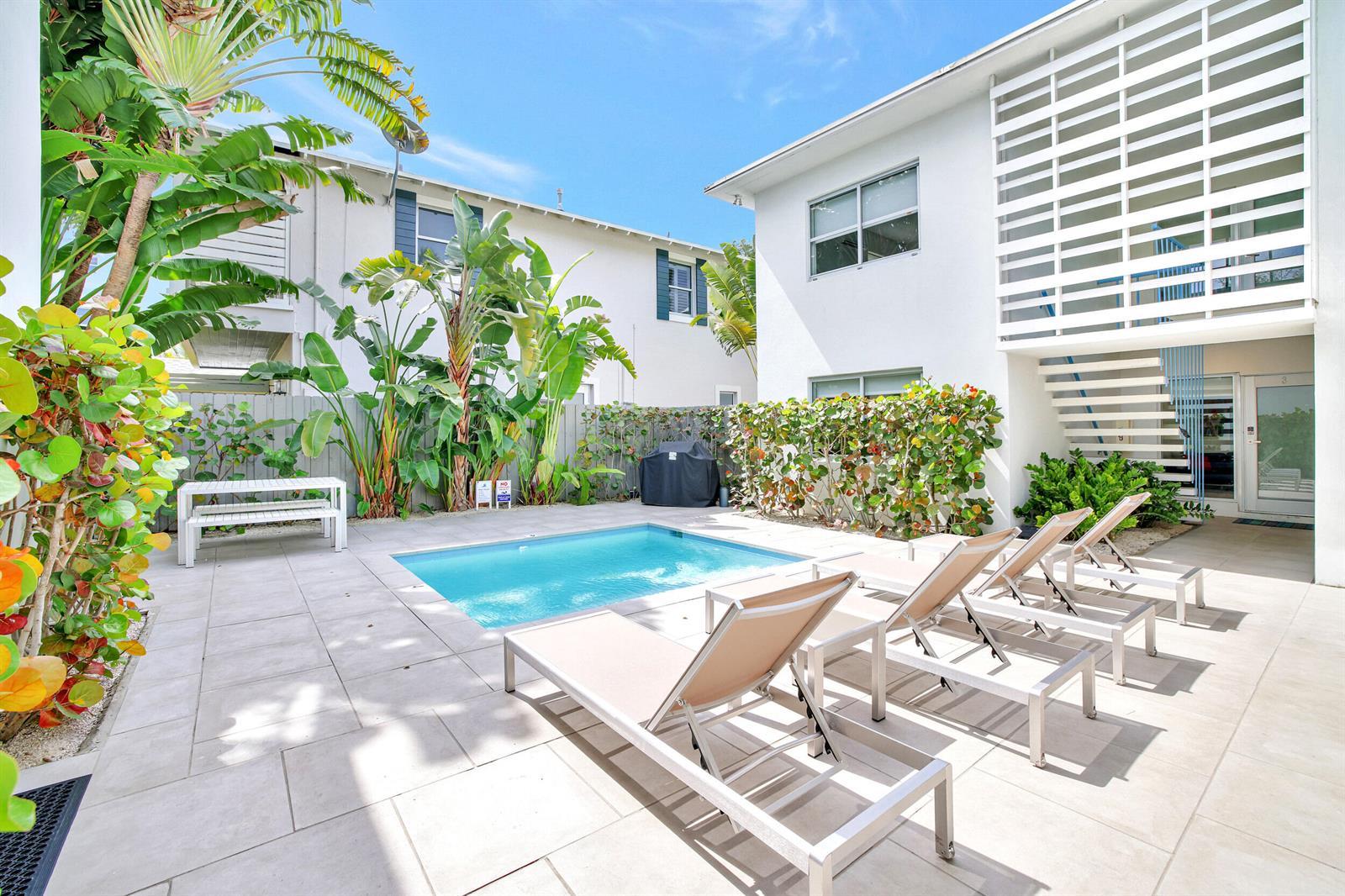   / 2 3789 sq. ft. $ 2026-06-15 0 foto