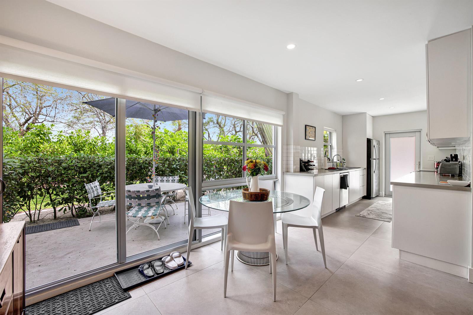   / 2 3789 sq. ft. $ 2026-06-15 0 foto