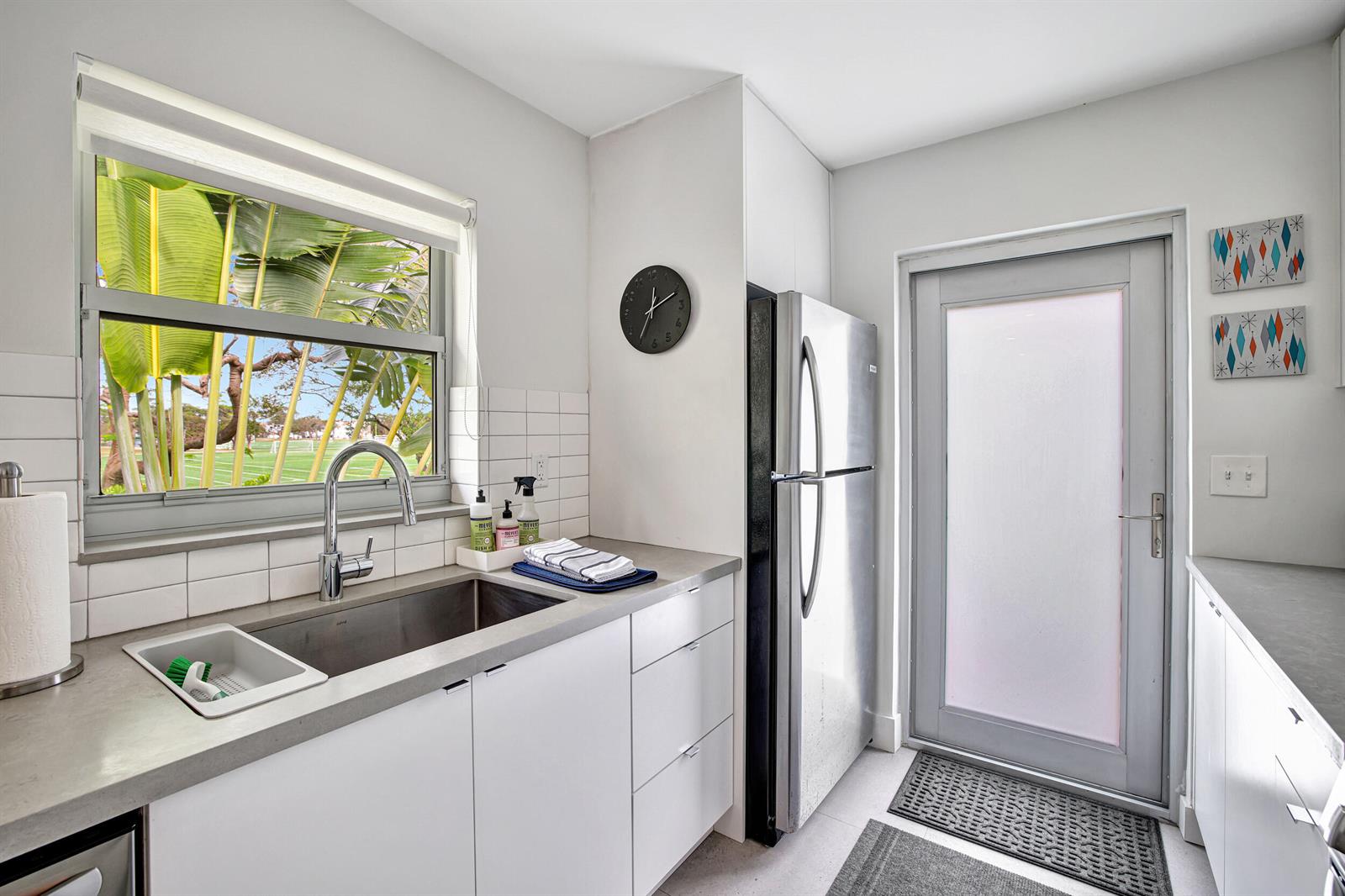   / 2 3789 sq. ft. $ 2026-06-15 0 foto
