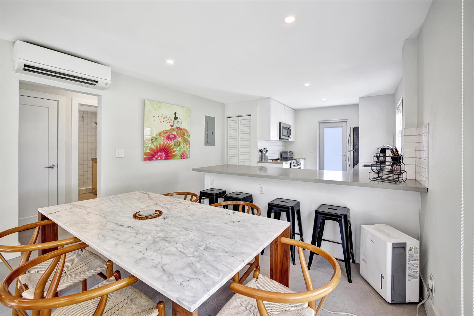   / 2 3789 sq. ft. $ 2026-06-15 0 foto