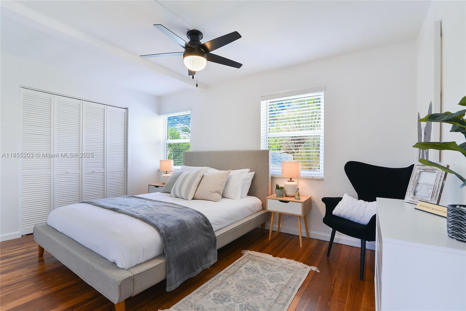 See details / 1021 sq. ft. $ 2025-08-08 0 Photo