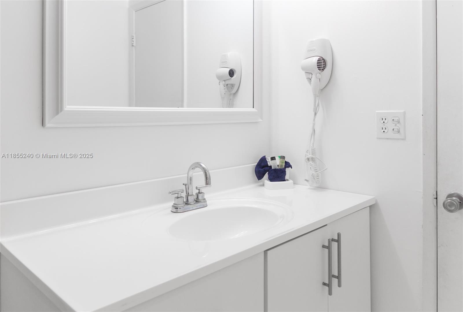 Photo of 19370 Collins Ave  #1216, Sunny Isles Beach, Florida, 33160 - 