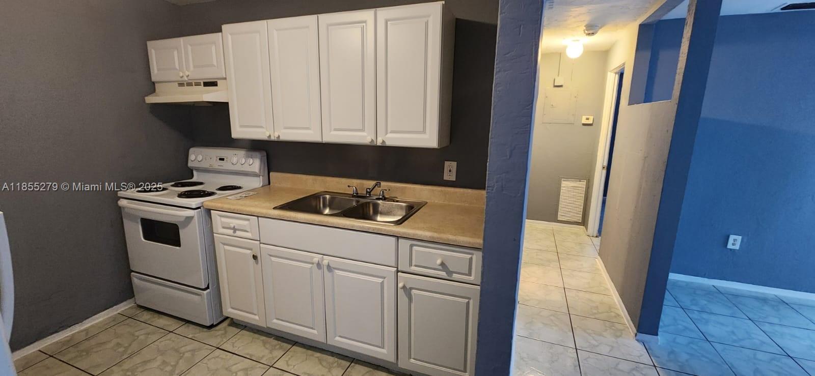 Ver detalles / sq. ft. $ 2025-08-08 0 foto
