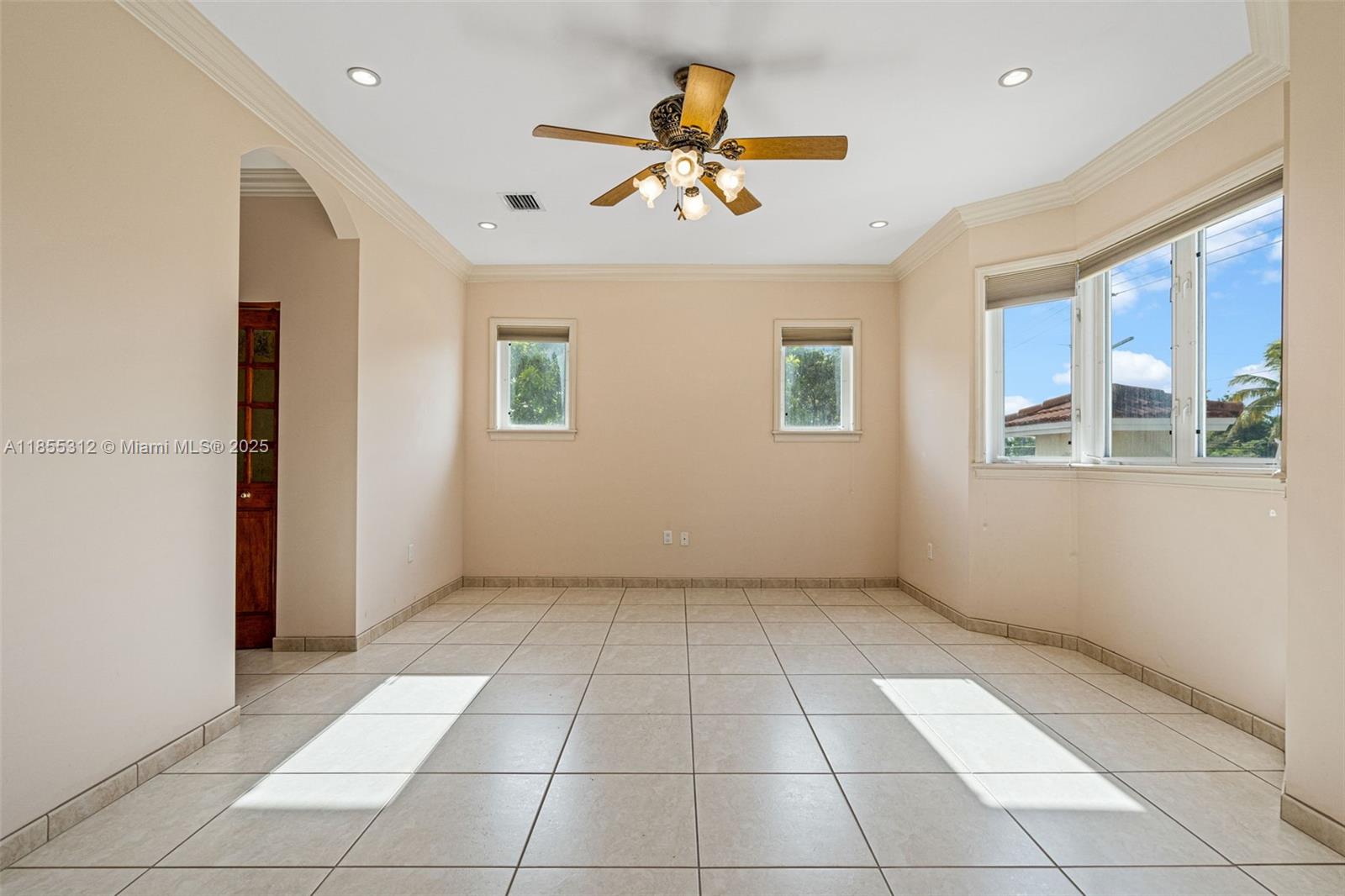 See details / 3630 sq. ft. $ 2025-08-08 0 Photo