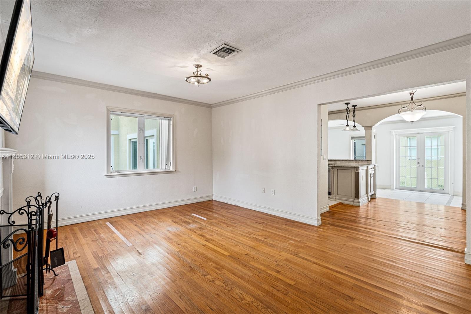See details / 3630 sq. ft. $ 2025-08-08 0 Photo