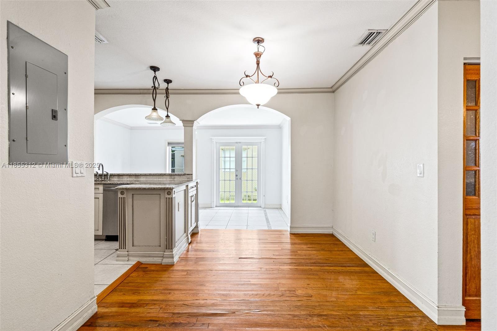 See details / 3630 sq. ft. $ 2025-08-08 0 Photo