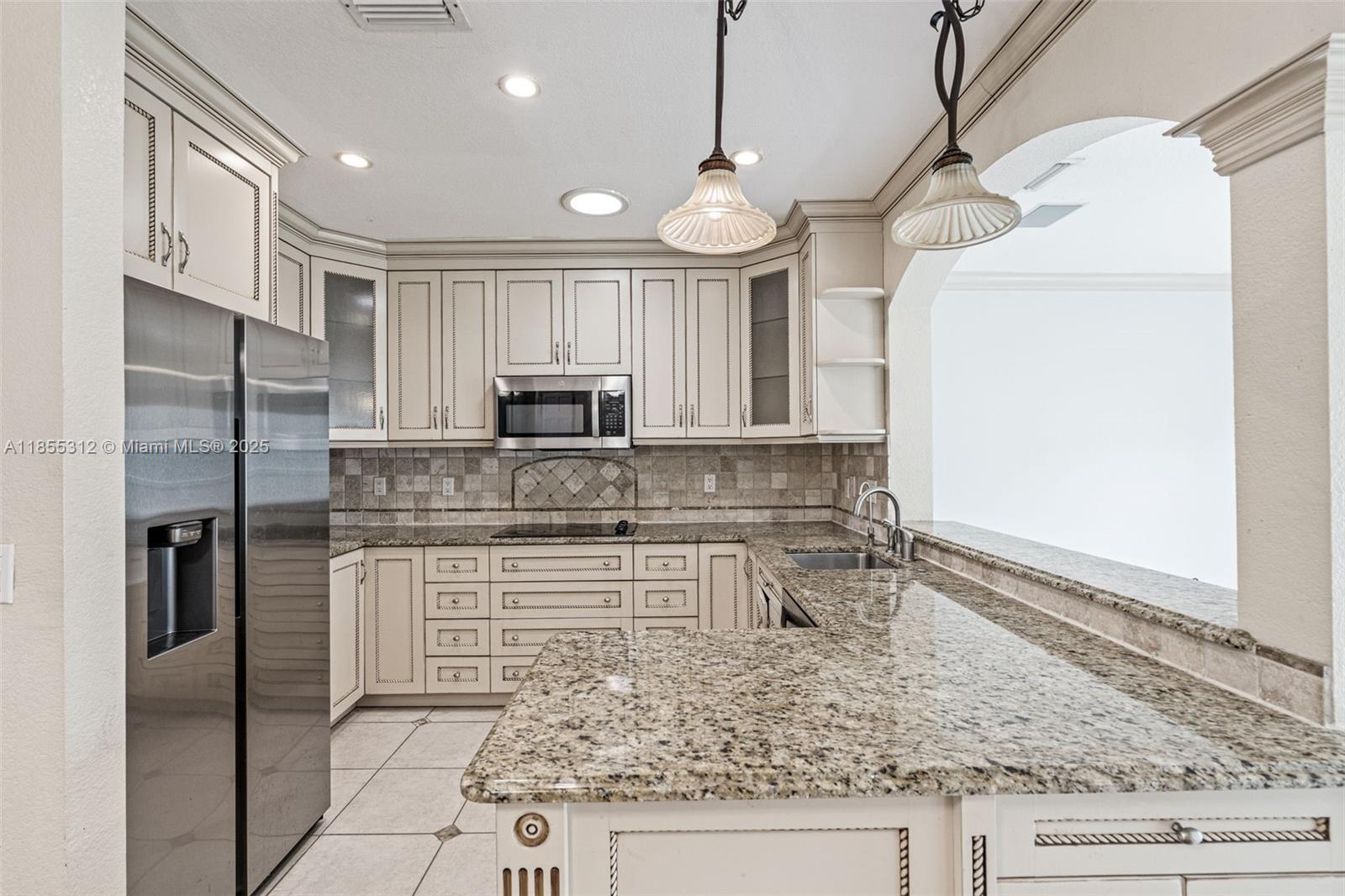 See details / 3630 sq. ft. $ 2025-08-08 0 Photo