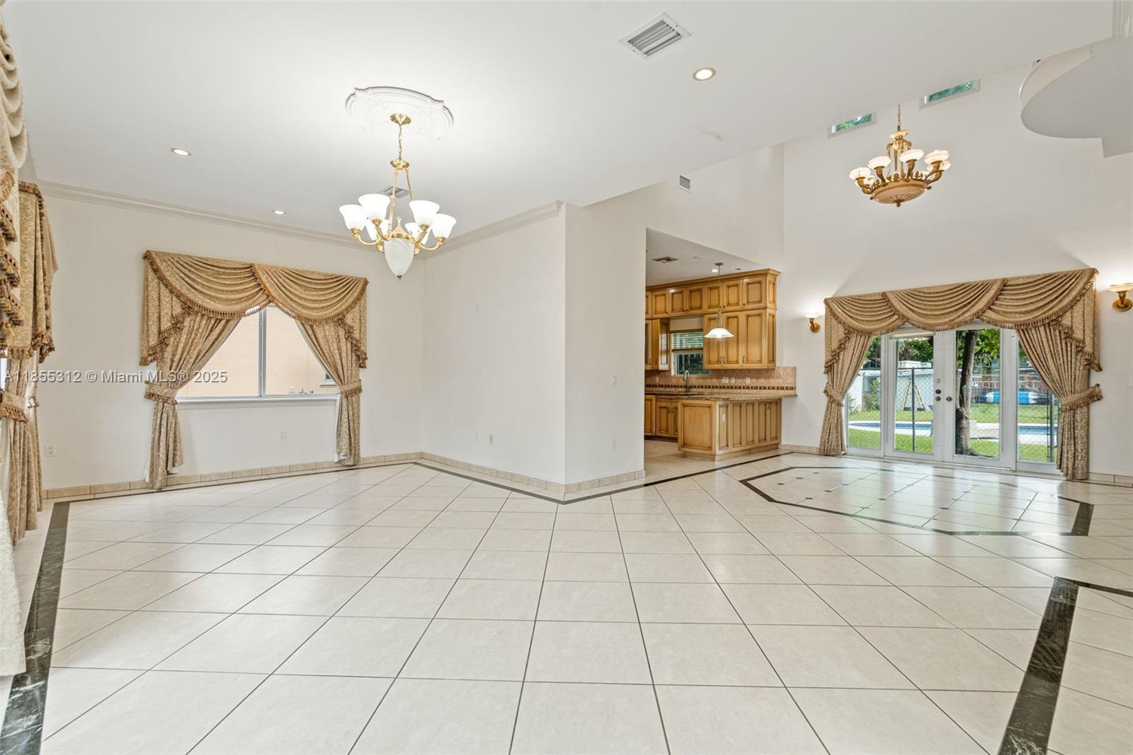 See details / 3630 sq. ft. $ 2025-08-08 0 Photo