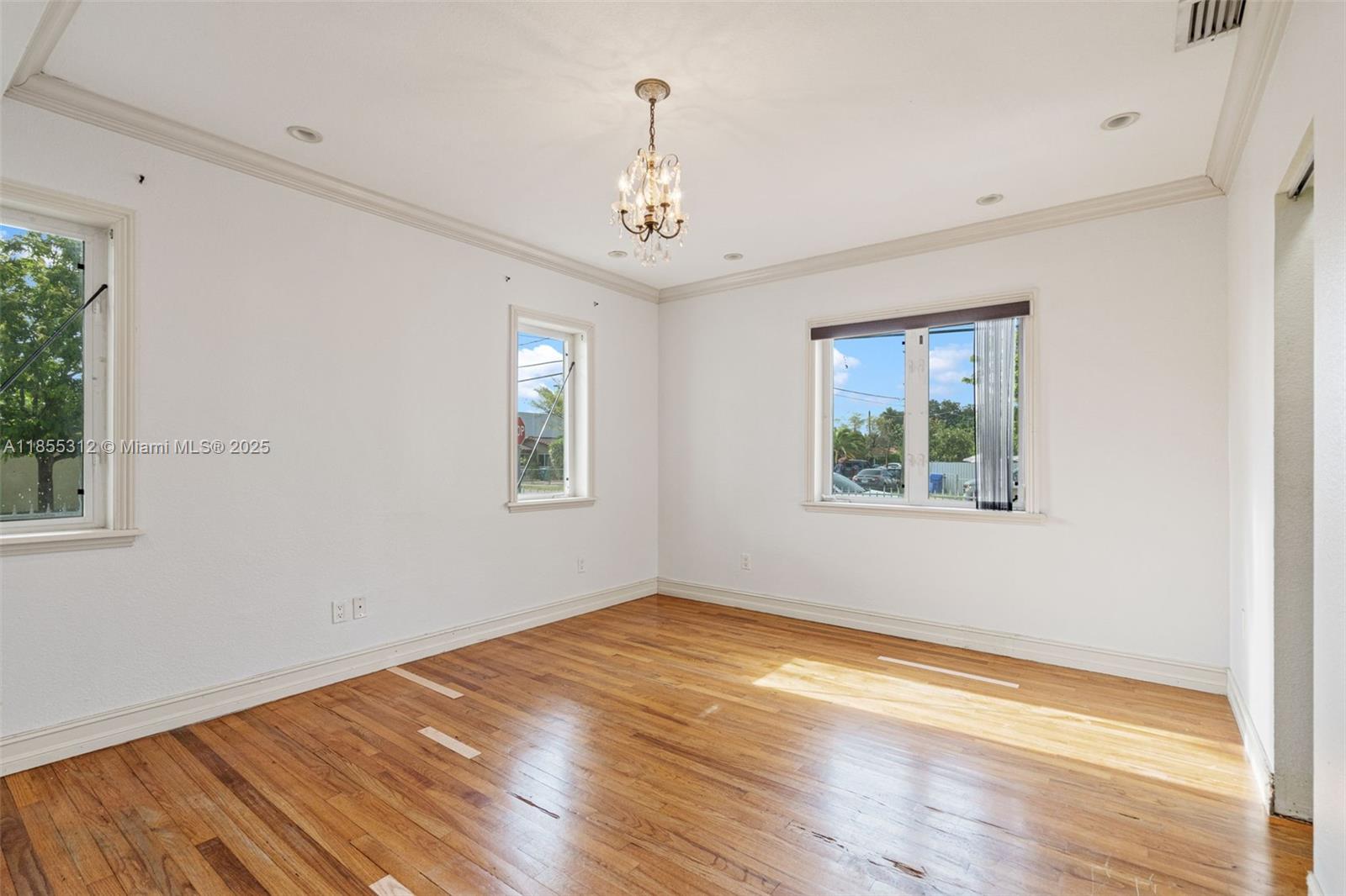 See details / 3630 sq. ft. $ 2025-08-08 0 Photo