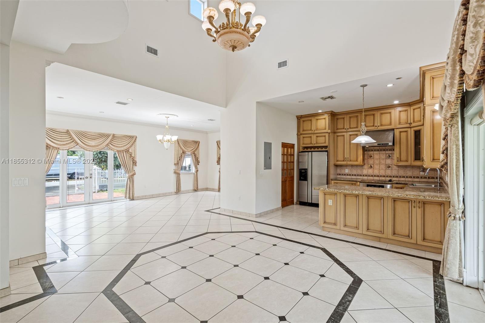 See details / 3630 sq. ft. $ 2025-08-08 0 Photo