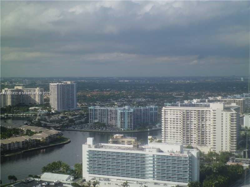 See details 3210 2 / 2 1782 sq. ft. $ 2025-08-08 0 Photo