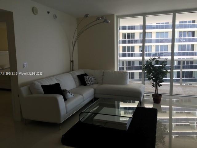 See details 3210 2 / 2 1782 sq. ft. $ 2025-08-08 0 Photo