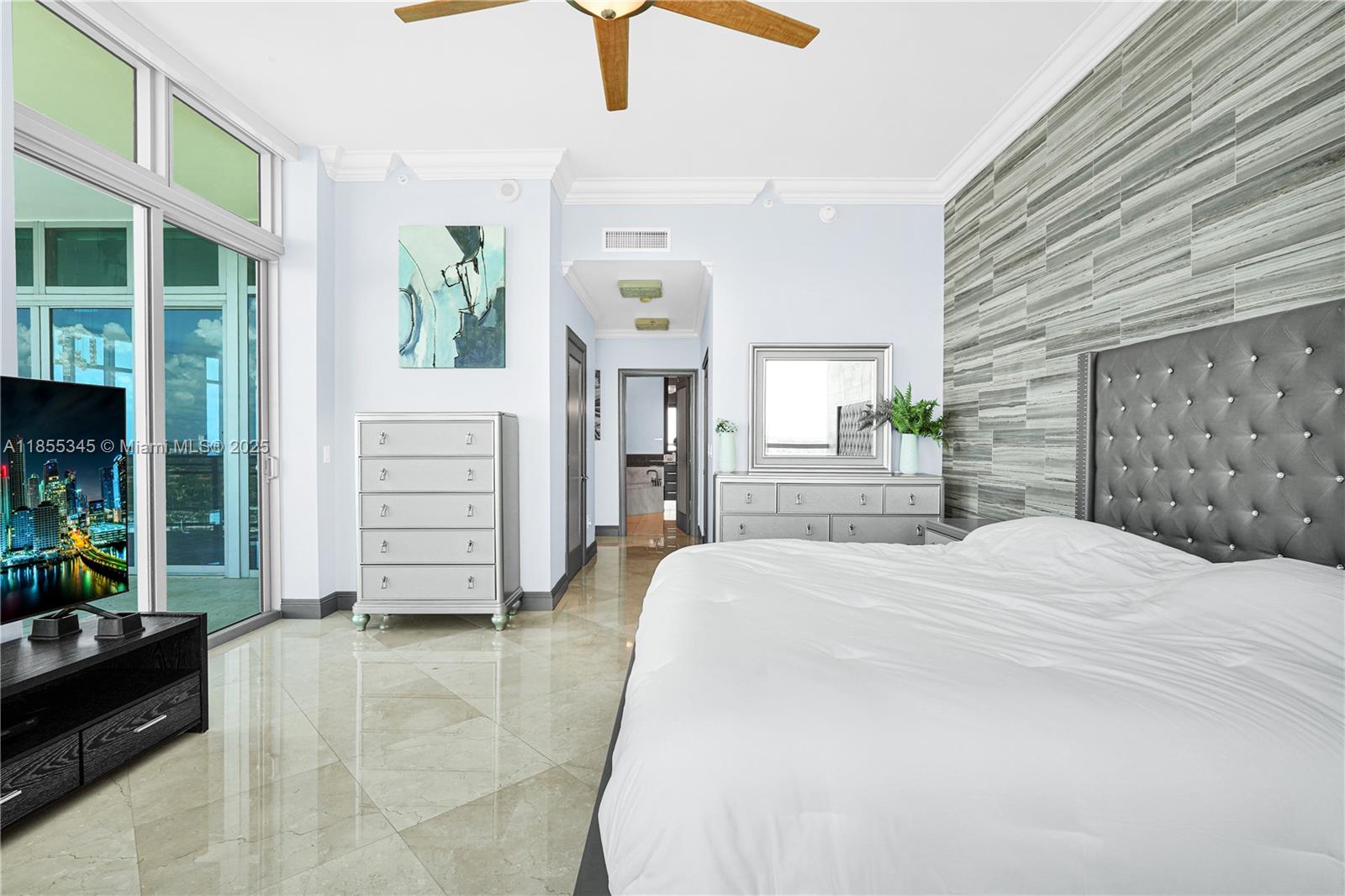 Photo of 3535 Ocean Drive  #2606, Hollywood, Florida, 33019 - 