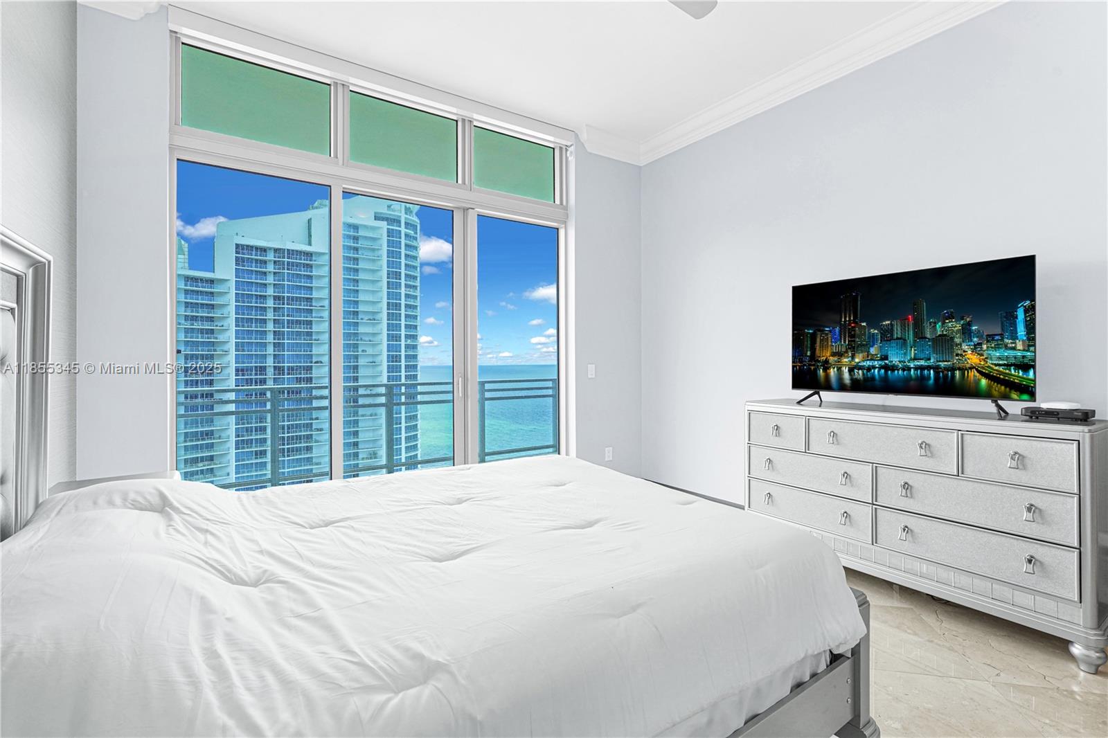 Photo of 3535 Ocean Drive  #2606, Hollywood, Florida, 33019 - 