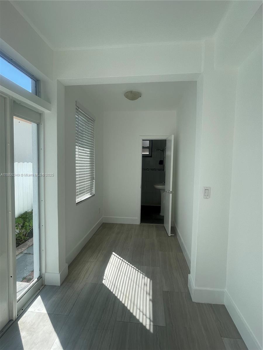 See details / 4306 sq. ft. $ 2025-08-08 0 Photo
