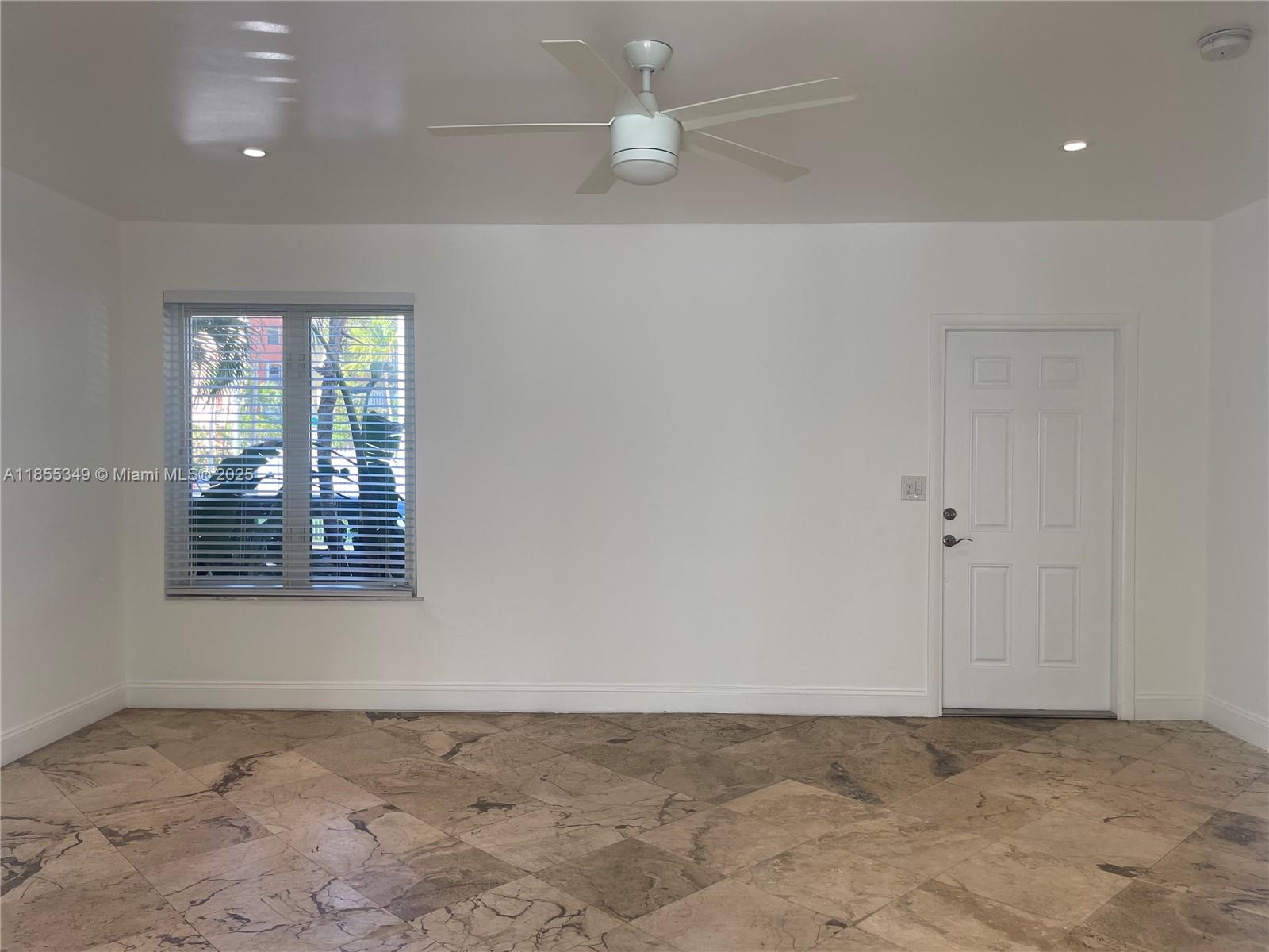 See details / 4306 sq. ft. $ 2025-08-08 0 Photo