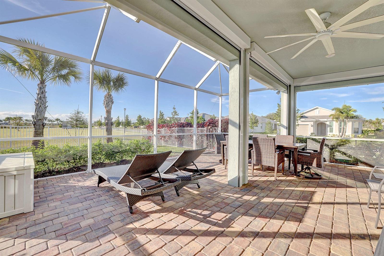Ver detalles 12820 3 / 2 2175 sq. ft. $ 2026-02-14 0 foto