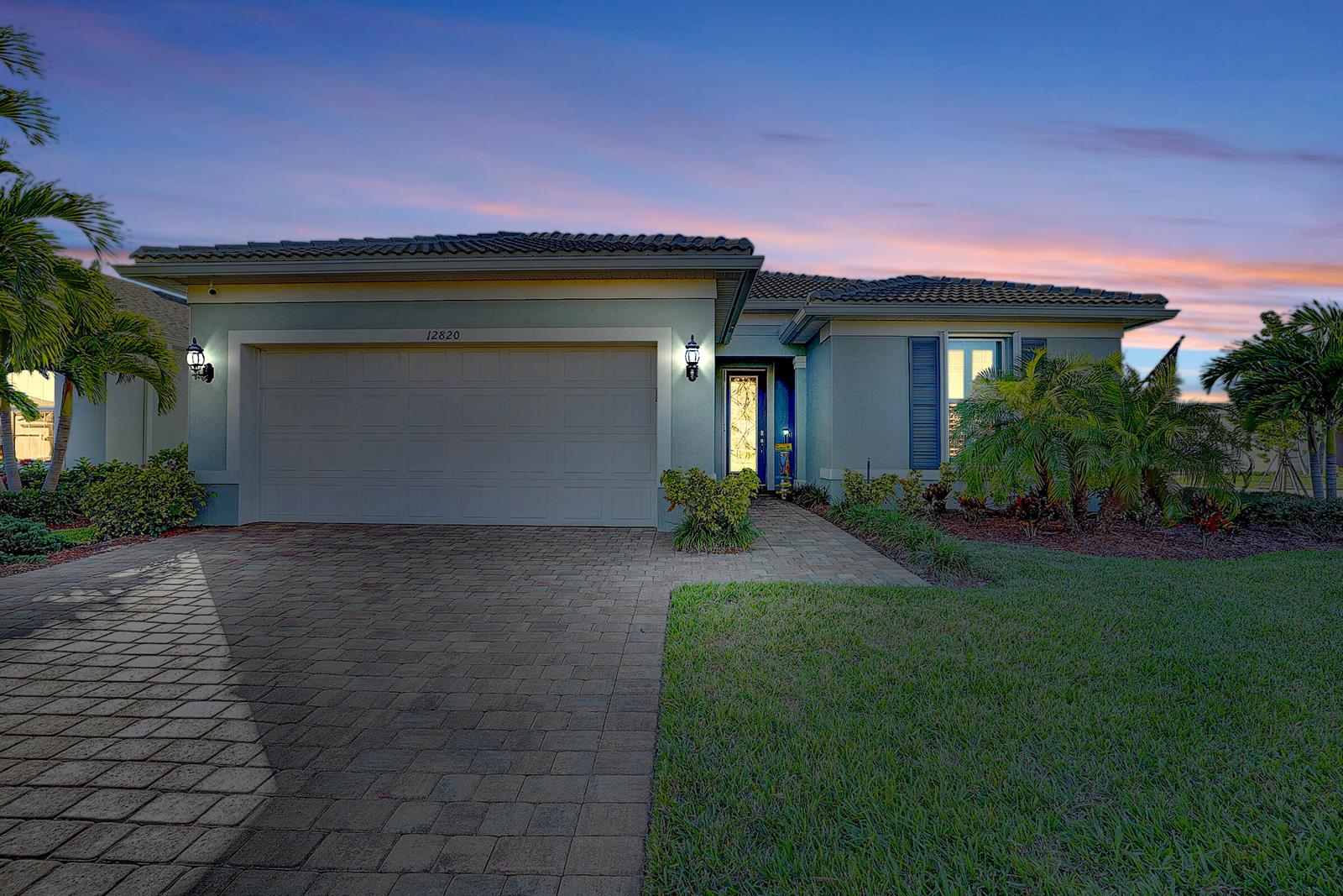 Ver detalles 12820 3 / 2 2175 sq. ft. $ 2026-02-14 0 foto