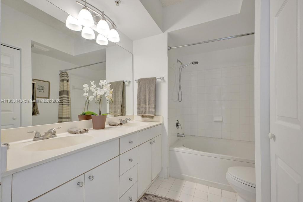 Photo of 17100 Bay Rd  #1511, Sunny Isles Beach, Florida, 33160 - 