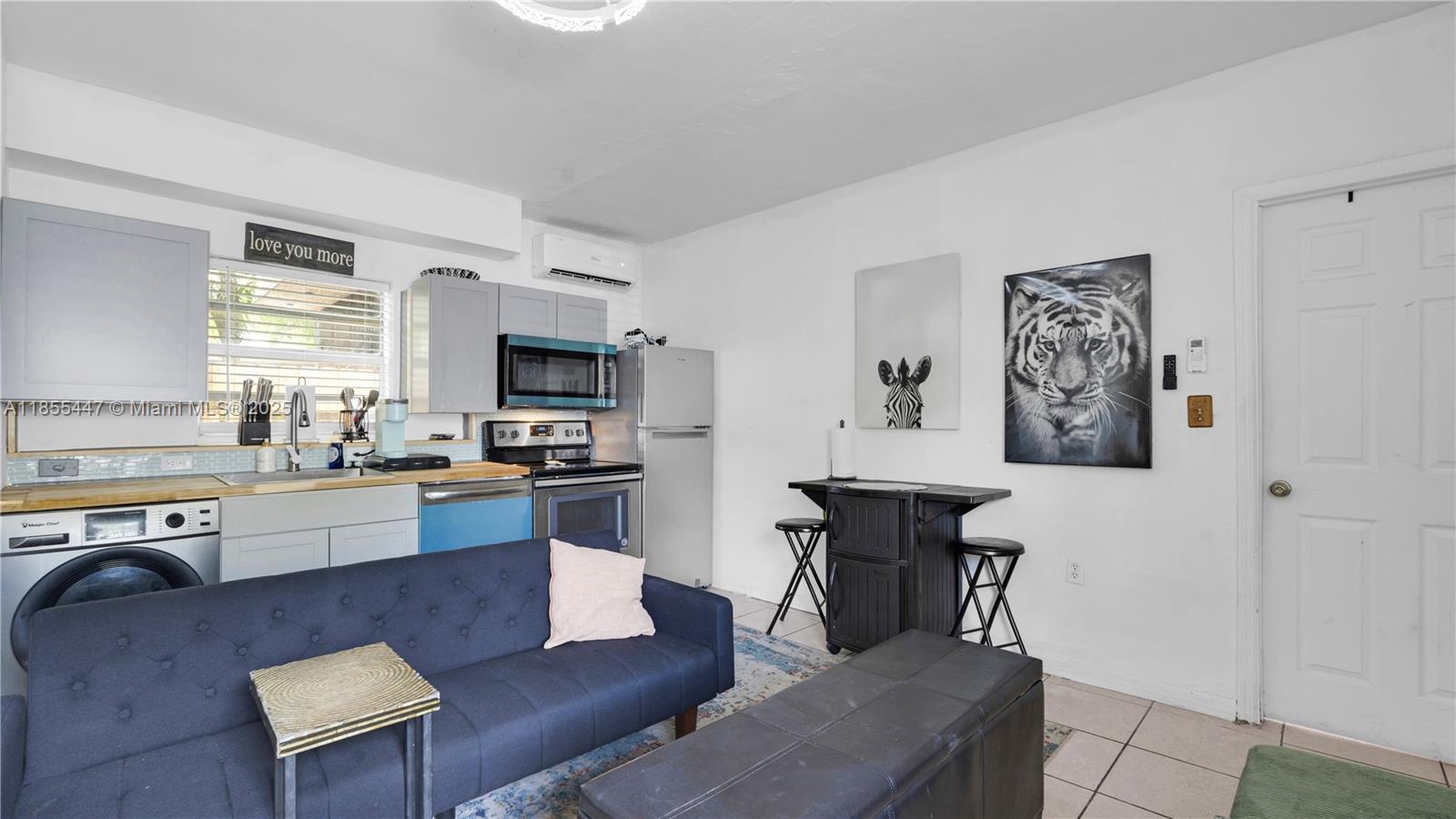See details / 1656 sq. ft. $ 2025-08-08 0 Photo