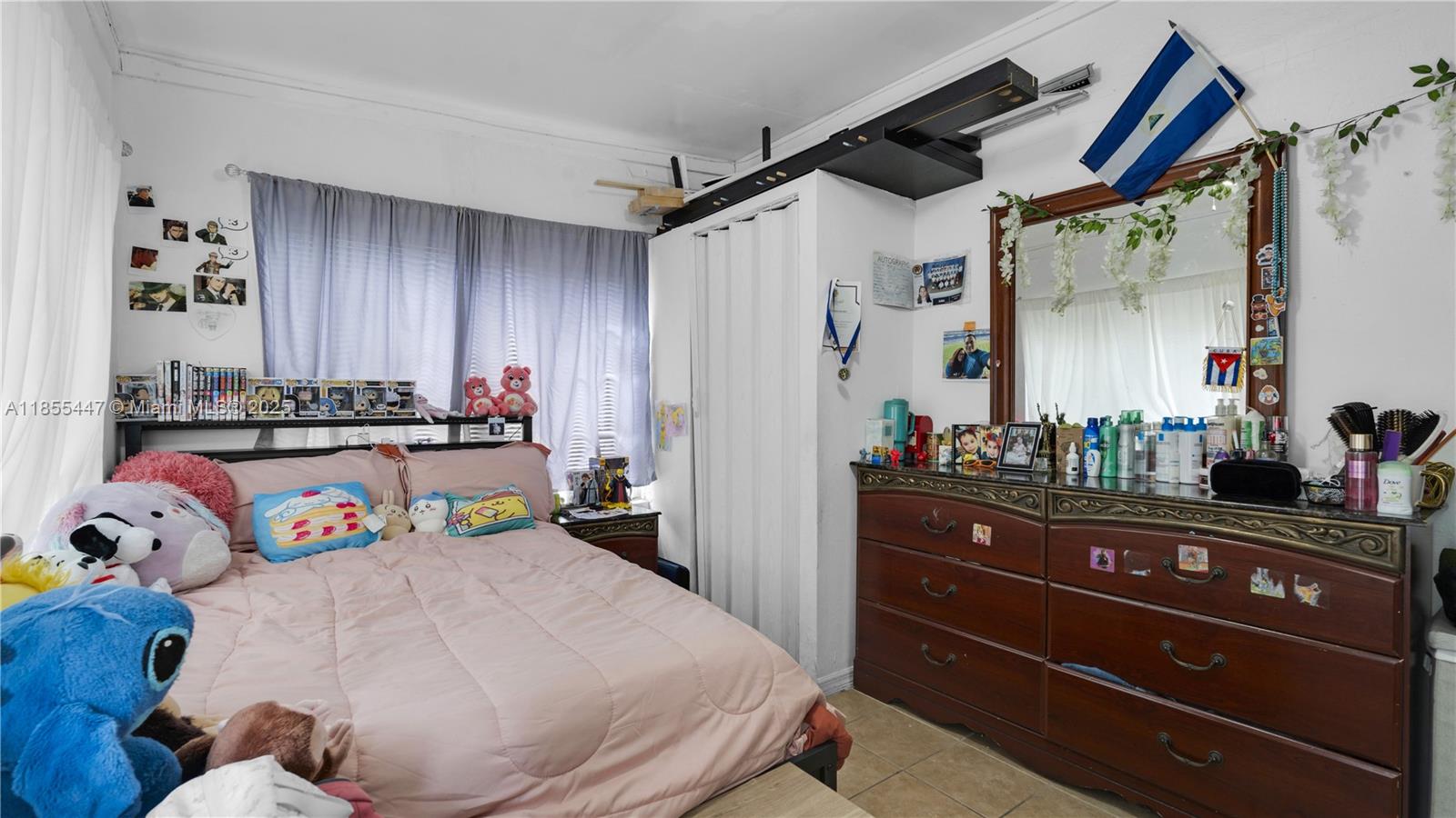 See details / 1656 sq. ft. $ 2025-08-08 0 Photo