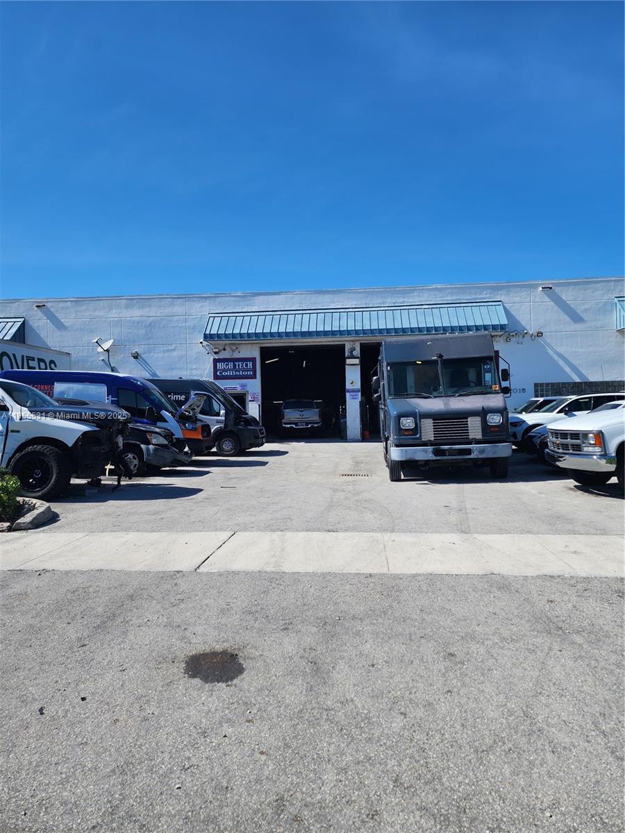 See details / sq. ft. $ 2025-08-08 0 Photo