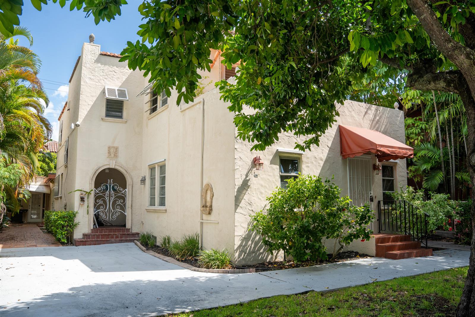   / 0  sq. ft. $ 2026-06-15 0 foto