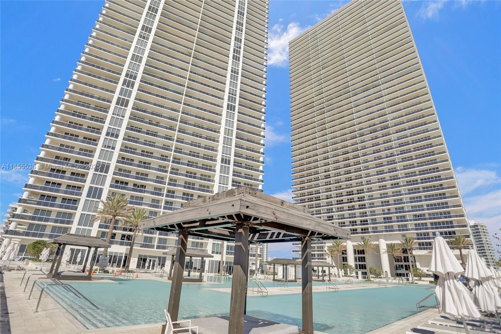 See details 1201 3 / 3 2078 sq. ft. $ 2025-08-08 0 Photo
