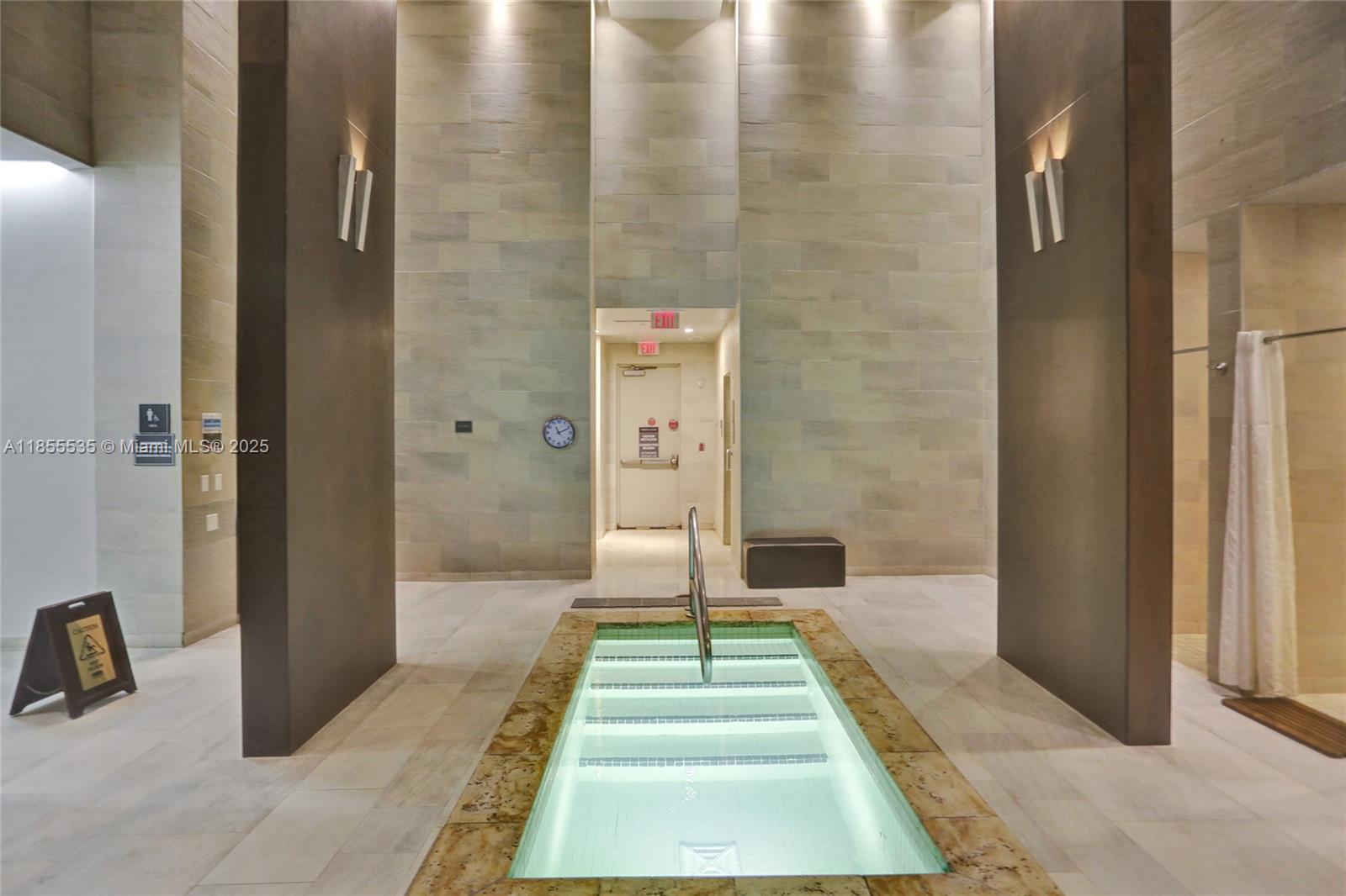 See details 1201 3 / 3 2078 sq. ft. $ 2025-08-08 0 Photo