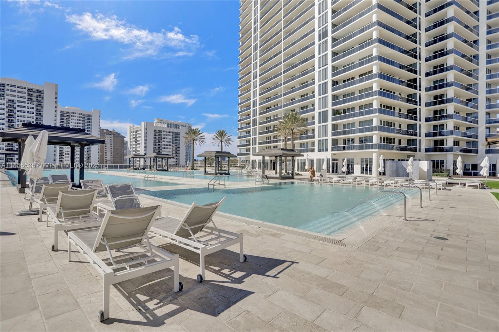 See details 1201 3 / 3 2078 sq. ft. $ 2025-08-08 0 Photo