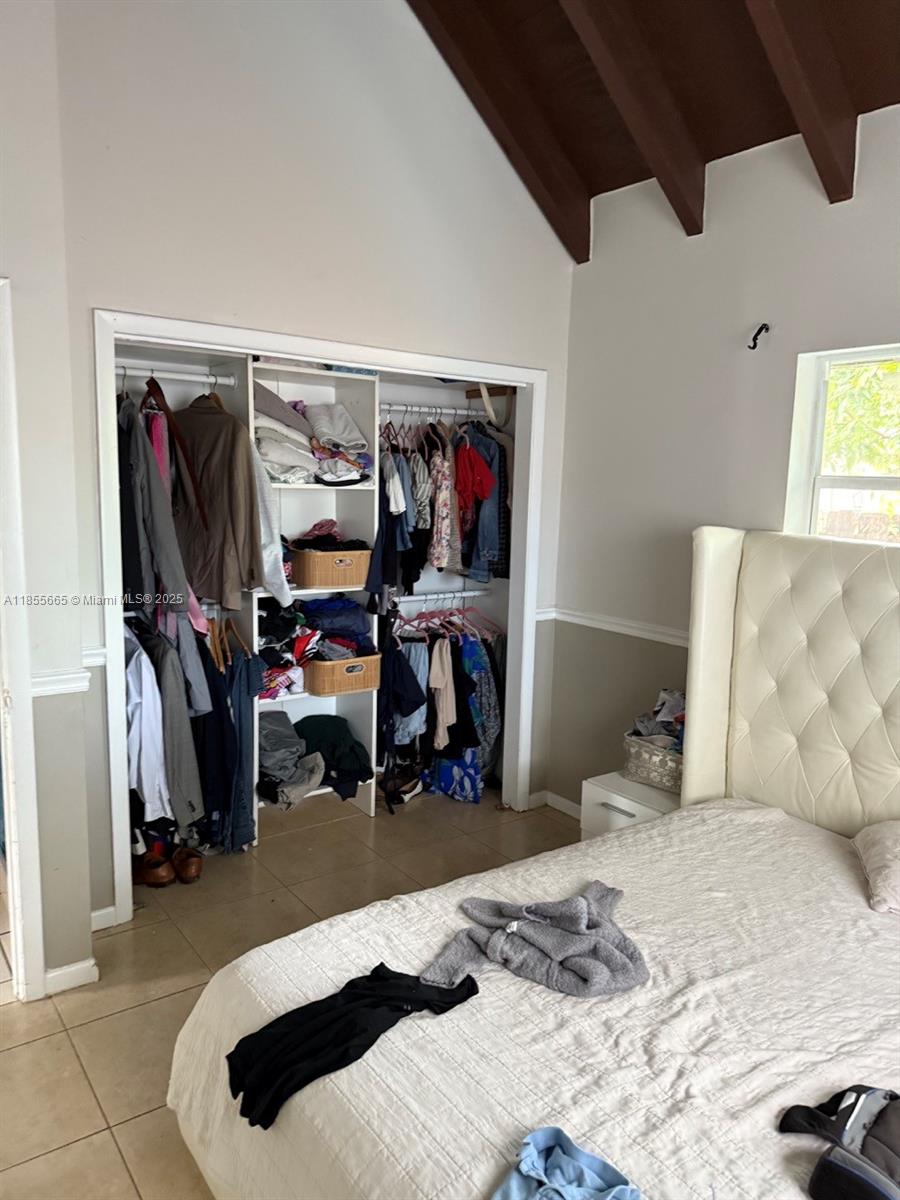 See details / 3137 sq. ft. $ 2025-08-08 0 Photo
