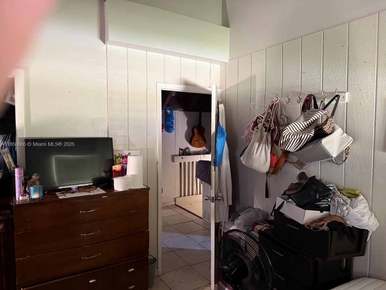 See details / 3137 sq. ft. $ 2025-08-08 0 Photo