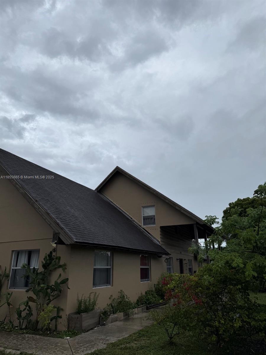See details / 3137 sq. ft. $ 2025-08-08 0 Photo
