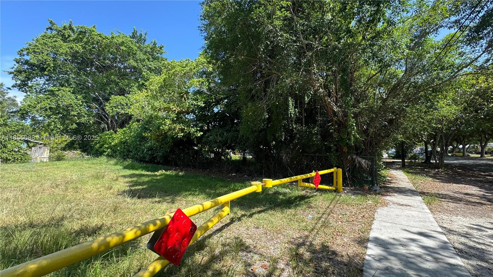 See details / sq. ft. $ 2025-08-08 0 Photo