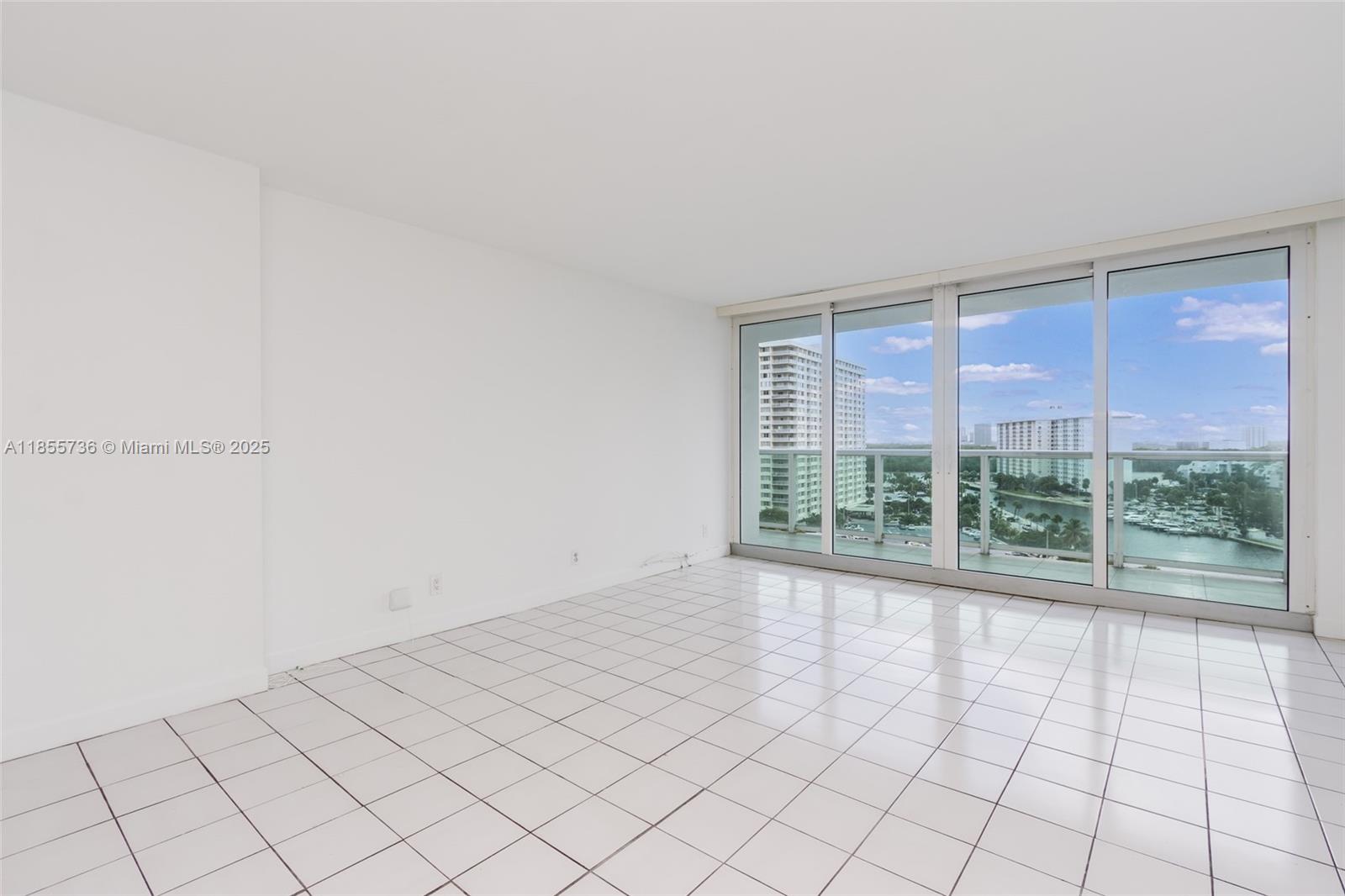 1102 1 / 2 991 sq. ft. $ 2025-08-09 0 Photo