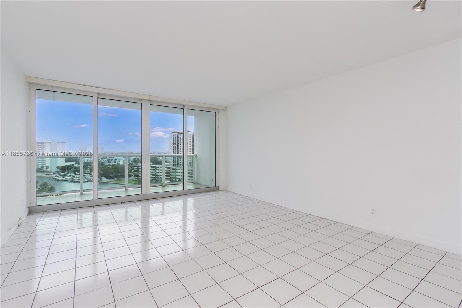 1102 1 / 2 991 sq. ft. $ 2025-08-09 0 Photo