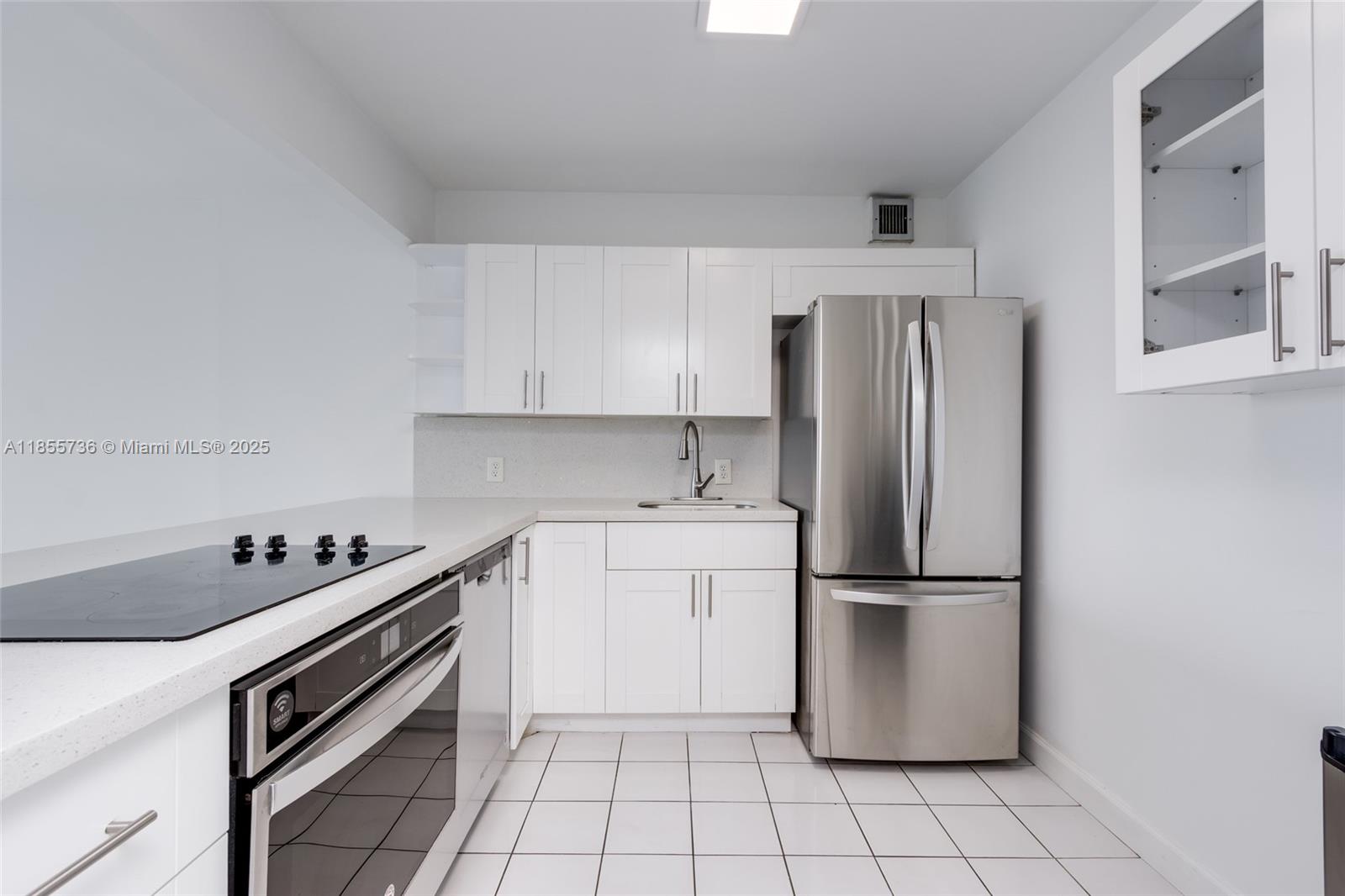 1102 1 / 2 991 sq. ft. $ 2025-08-09 0 Photo