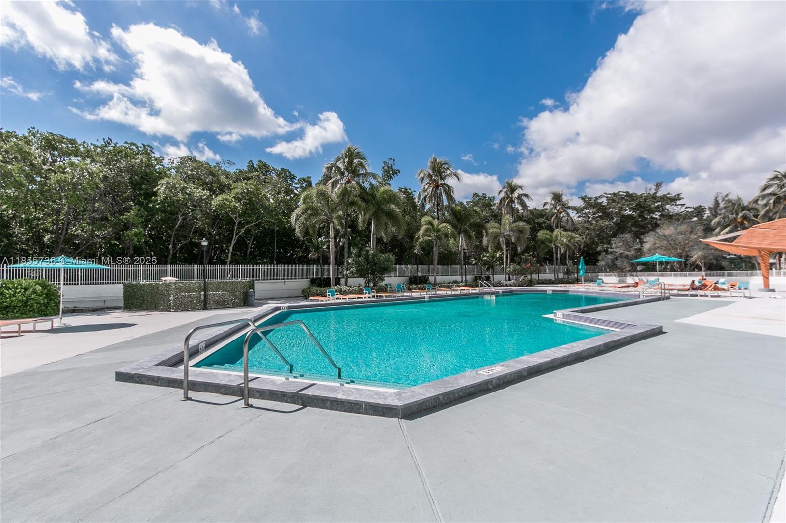 1102 1 / 2 991 sq. ft. $ 2025-08-09 0 Photo