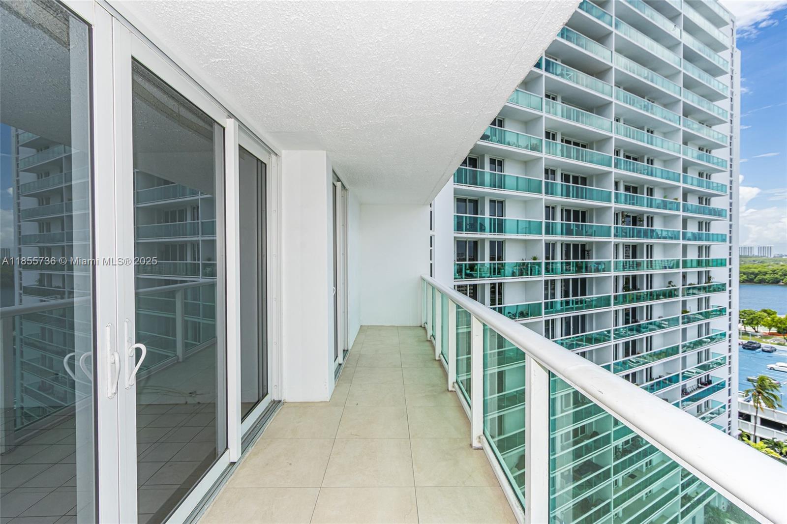 1102 1 / 2 991 sq. ft. $ 2025-08-09 0 Photo