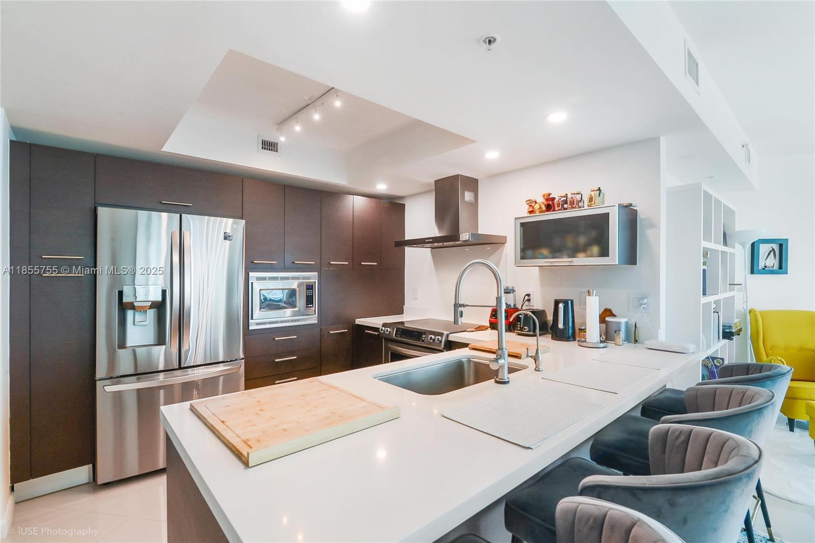 Photo of 250 Sunny Isles Blvd  #3-806, Sunny Isles Beach, Florida, 33160 - 