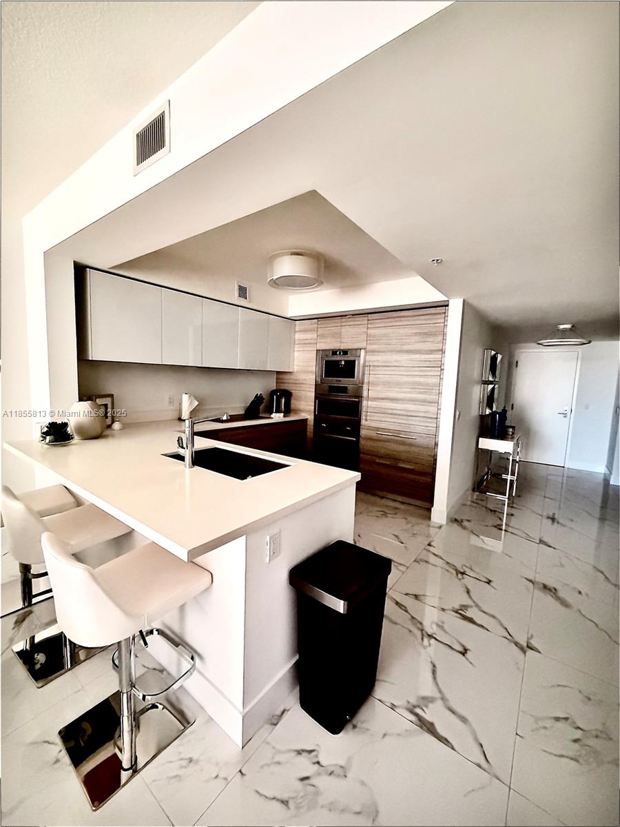 4-1206 2 / 3 1524 sq. ft. $ 2025-08-09 0 Photo