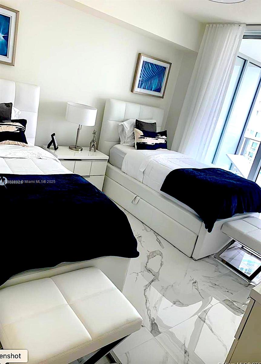 See details 4-1206 2 / 3 1524 sq. ft. $ 2025-08-09 0 Photo