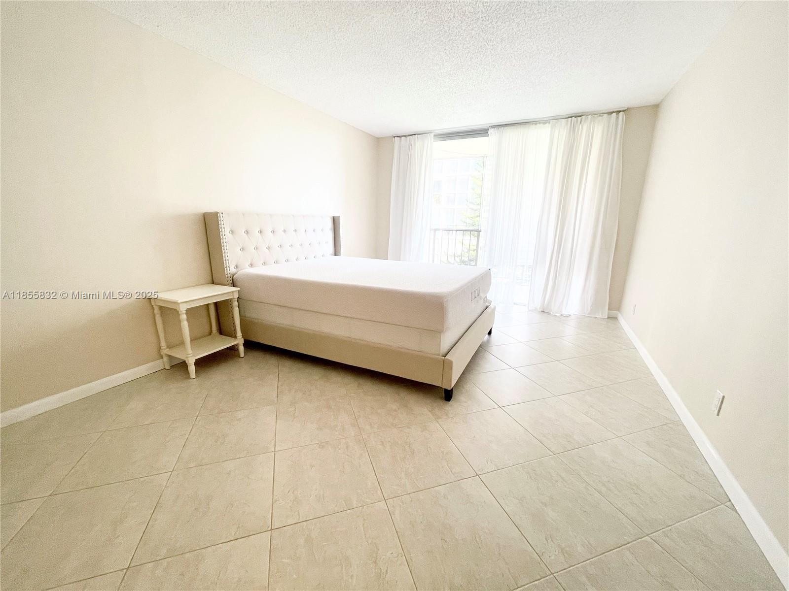 Photo of 2000 Atlantic Shores Blvd  #315, Hallandale Beach, Florida, 33009 - 