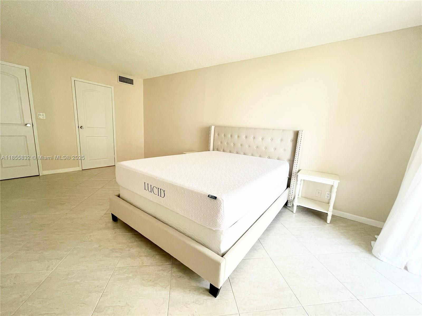 Photo of 2000 Atlantic Shores Blvd  #315, Hallandale Beach, Florida, 33009 - 