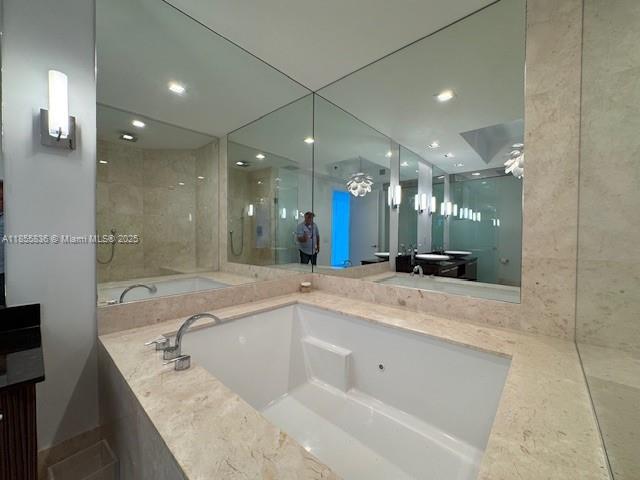 Photo of 2711 Ocean Dr  #3404, Hollywood, Florida, 33019 - 